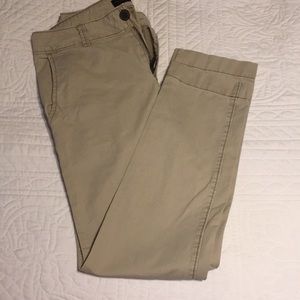 Aeropostale Slim Straight Boy’s Khaki Pants